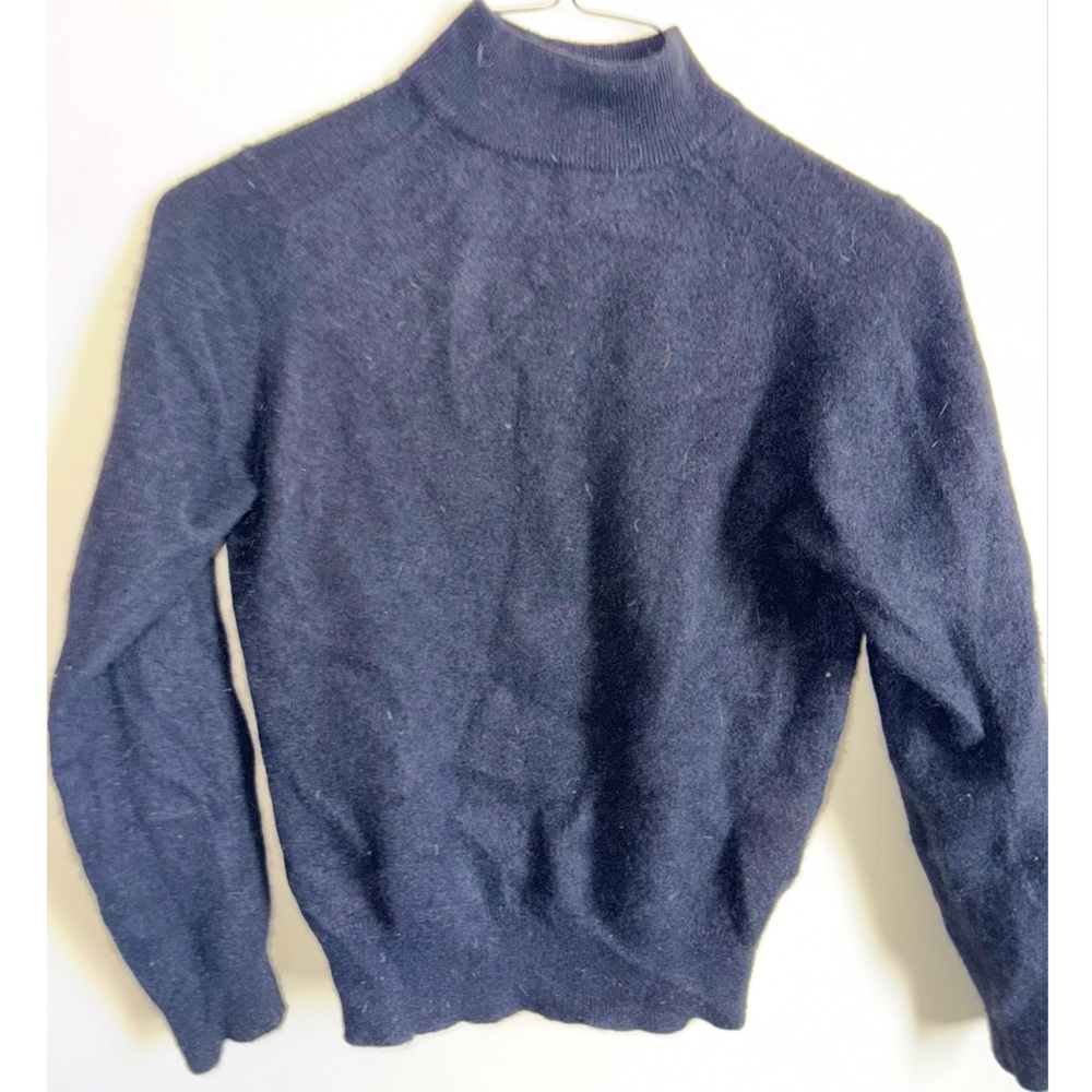 Charter Club Black Women’s Black Turtleneck Cashmere Sweater